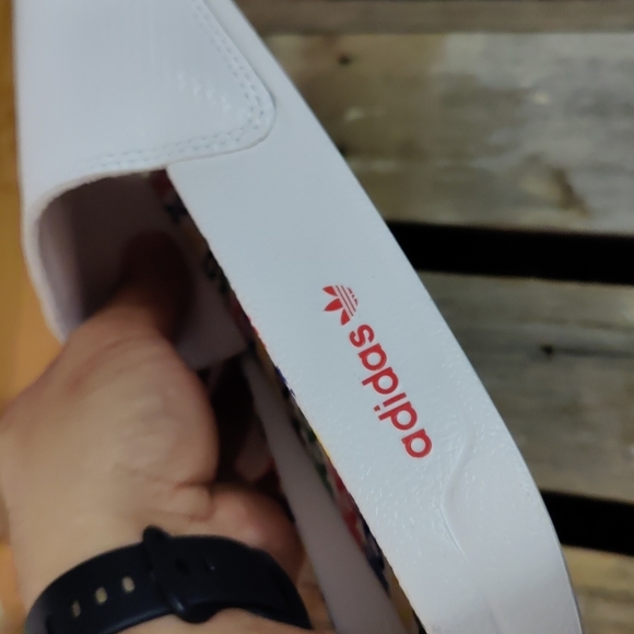 Adidas Adilette Lite men's size 10&11 - Picture 6 of 9